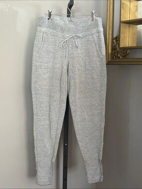 Athleta Small Light Gray Cozy Jogger Sweatpants